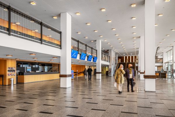 Kulturpalast Dresden, das Foyer im Erdgeschoss