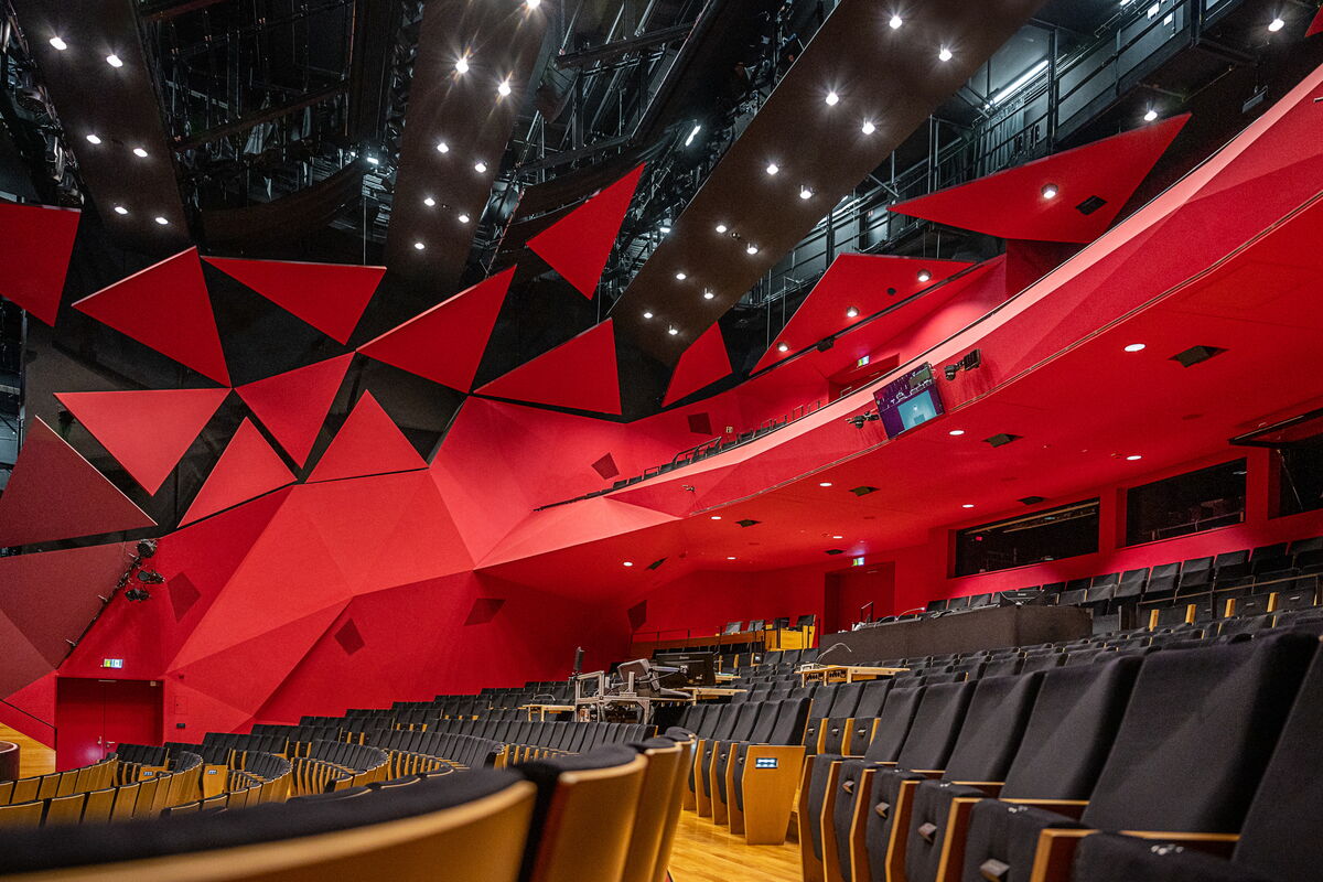 Saal der Staatsoperette im Theater im Kraftwerk Mitte